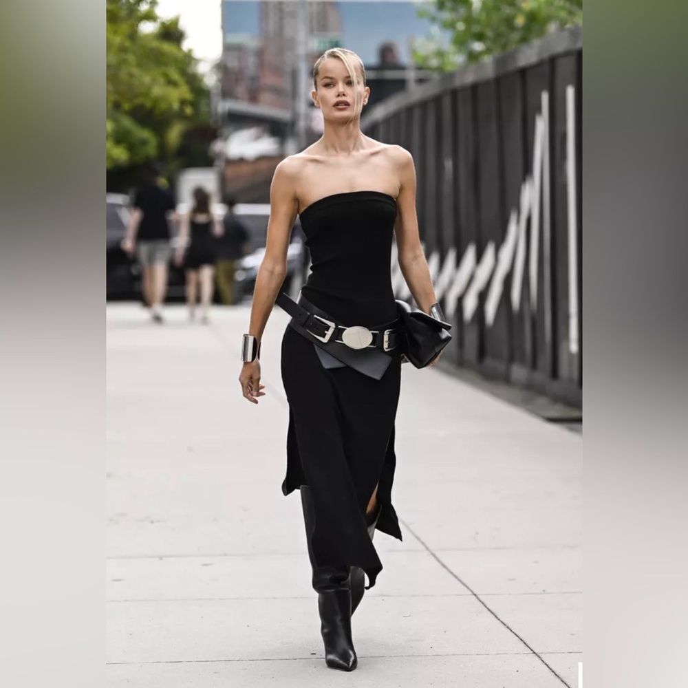 Live show, Love an all Black outfit! How to style black outfits inspiration - Picture 5 of 15